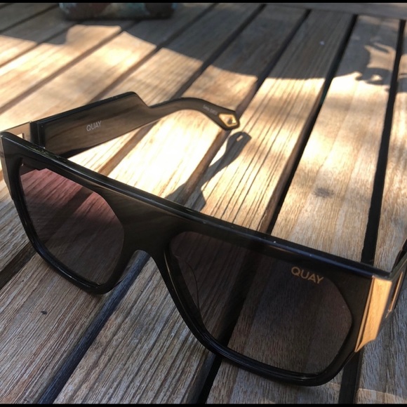 Quay polarized Sunglasses no scratches, no case - Picture 8 of 9